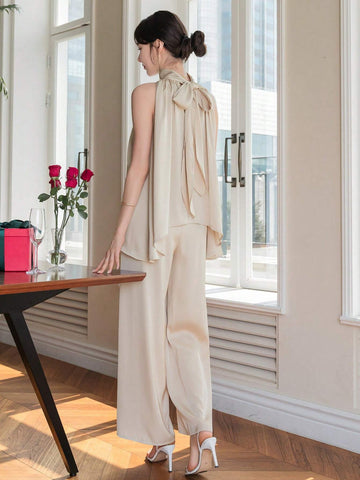 DAZY Women's Monochromatic V-Neck Sleeveless Camisole And Wide Leg Pants Two-Piece Set