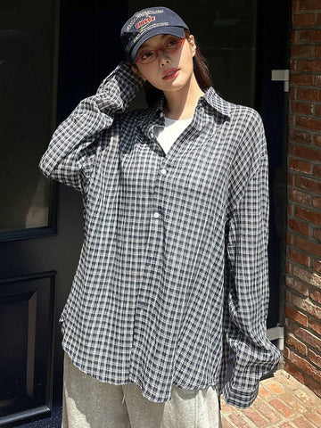 DAZY Women's Plaid Oversized Turndown Collar Shirt, Autumn