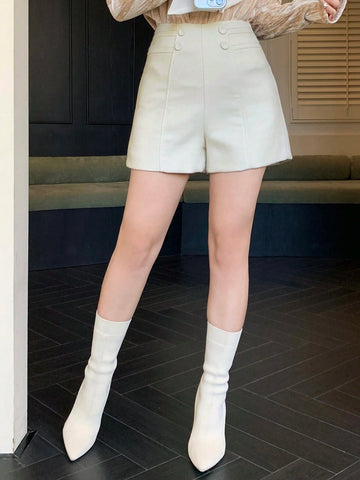 DAZY Women's Plain Rivet Textured Shorts, Minimalist Style For Casual Everyday Wear