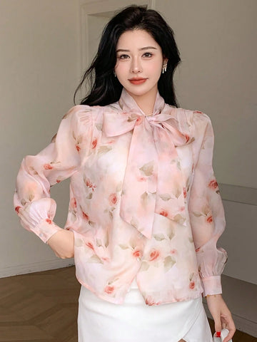 DAZY Women's Short Sleeve Chiffon Printed Blouse With Bow Tie