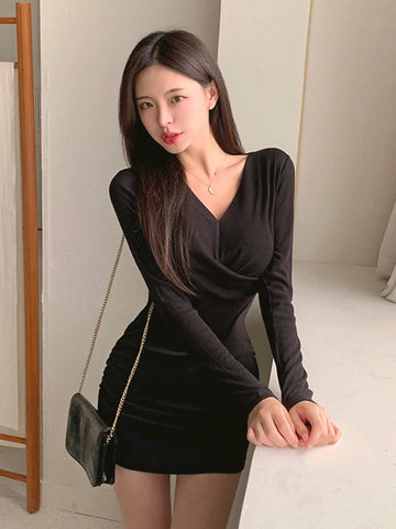 DAZY Women's Short V-Neck Bodycon Long Sleeve Dress