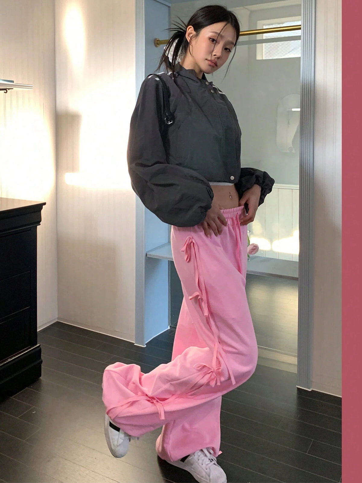 DAZY Women's Side Bowknot Drawstring Loose Sports Pants