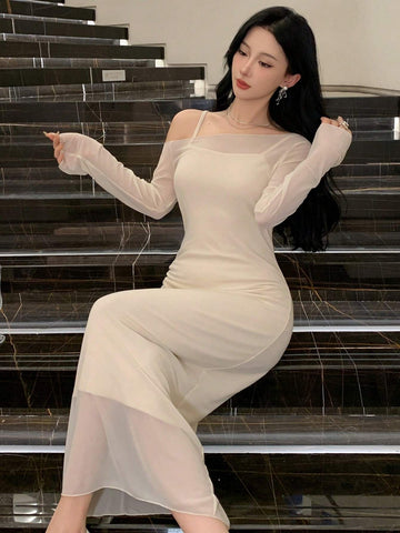 DAZY Women's Solid Color Asymmetric Neck Long Sleeve Elegant Dress