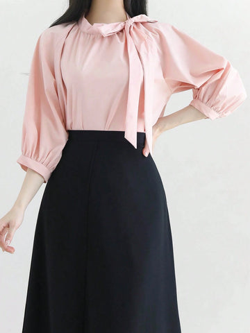 DAZY Women's Solid Color Bow Tie Cuff 3/4 Sleeve V-Neck Blouse