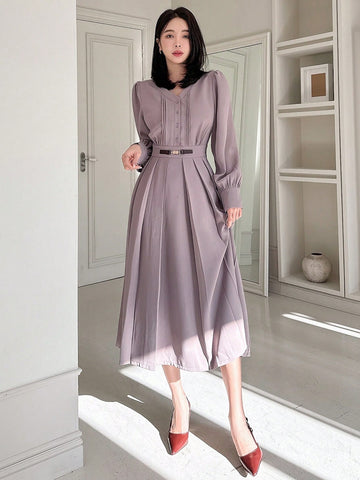 DAZY Women's Solid Color Dress With Pleats And Leather Buckle Decoration