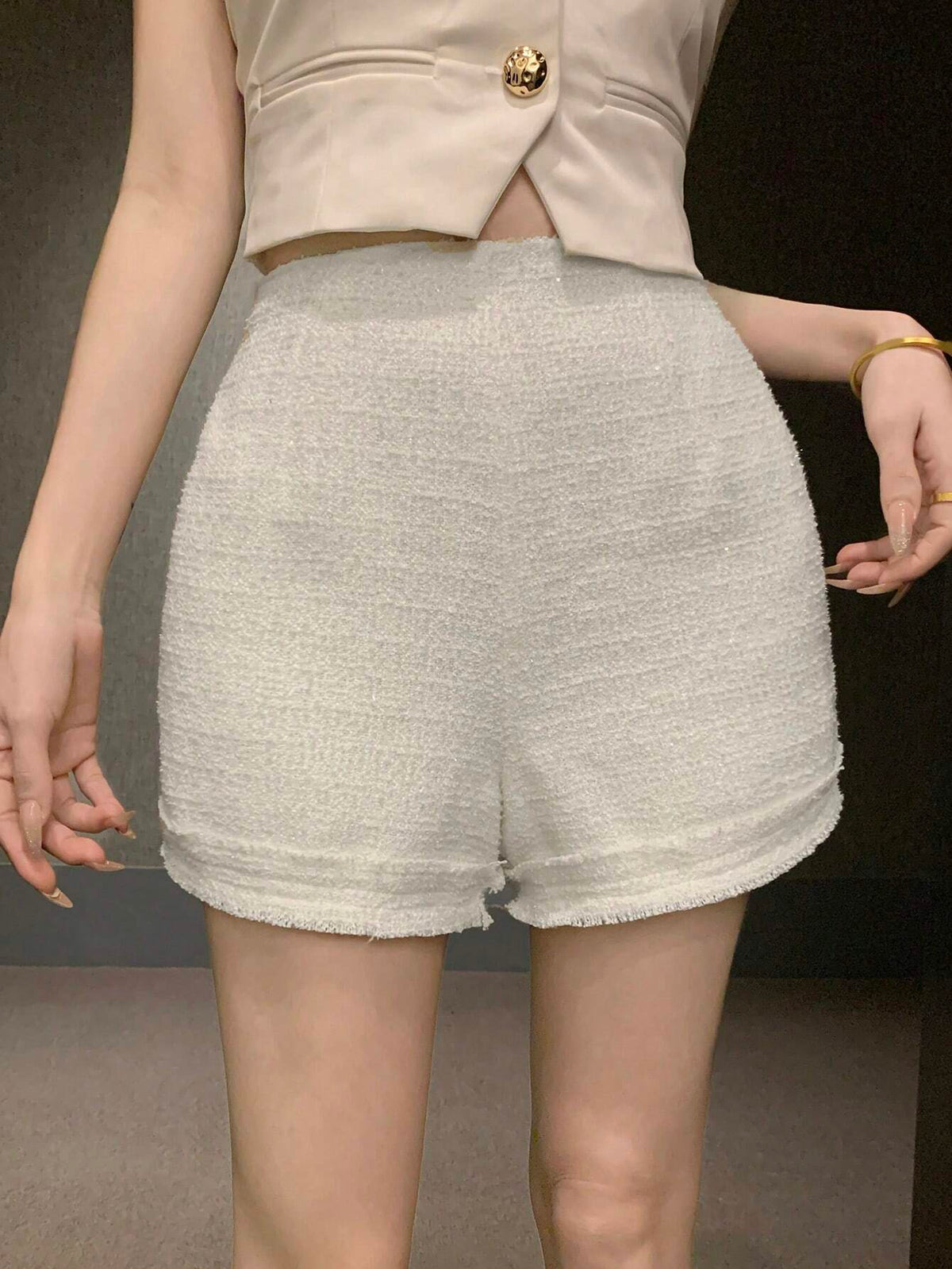 DAZY Women's Solid Color High Waisted Shorts