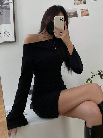 DAZY Women's Solid Color Open Shoulder Bodycon Mini Dress