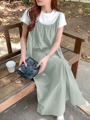 DAZY Women's Solid Color Pleated Adjustable Spaghetti Strap Loose Long Casual Dress