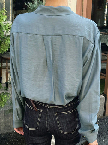 DAZY Women's Solid Color Revere Collar Pocket Loose Blue Long Sleeve Blouse