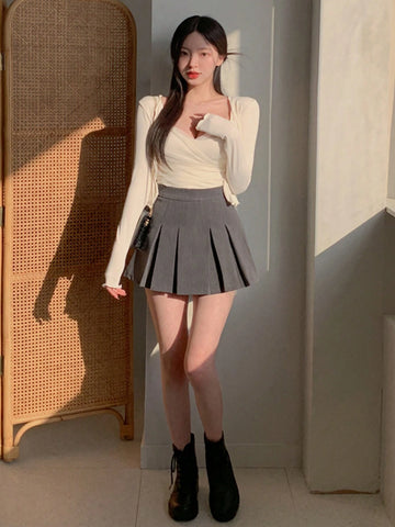 DAZY Women's Solid Color Simple Long Sleeve Top Short Skirt Two Piece Set