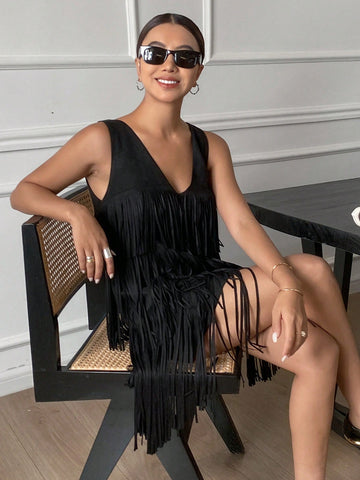 DAZY Women's Solid Color Suede Fringe V-Neck Sleeveless Mini Dress