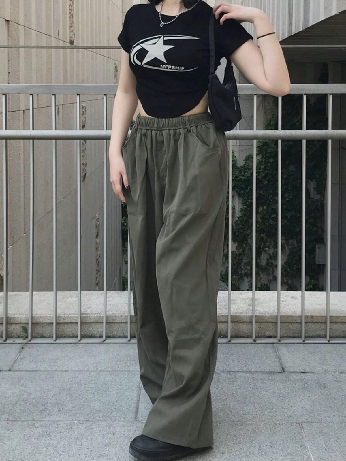 DAZY Women's Street Style Fitted Printed Short Sleeve T-Shirt