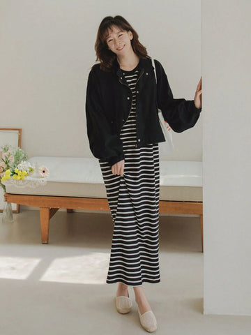 DAZY Women's Striped Knee-Length Round Neck Short Sleeve Simple And Stylish Casual Lady Dress
