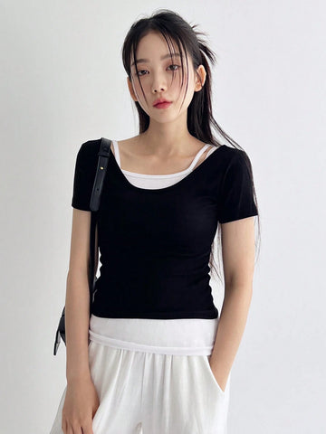 DAZY Women's Summer Casual Solid Color Slim Fit Round Neck Short Sleeve T-Shirt And Camisole 2pcs/Set