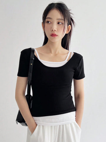 DAZY Women's Summer Casual Solid Color Slim Fit Round Neck Short Sleeve T-Shirt And Camisole 2pcs/Set