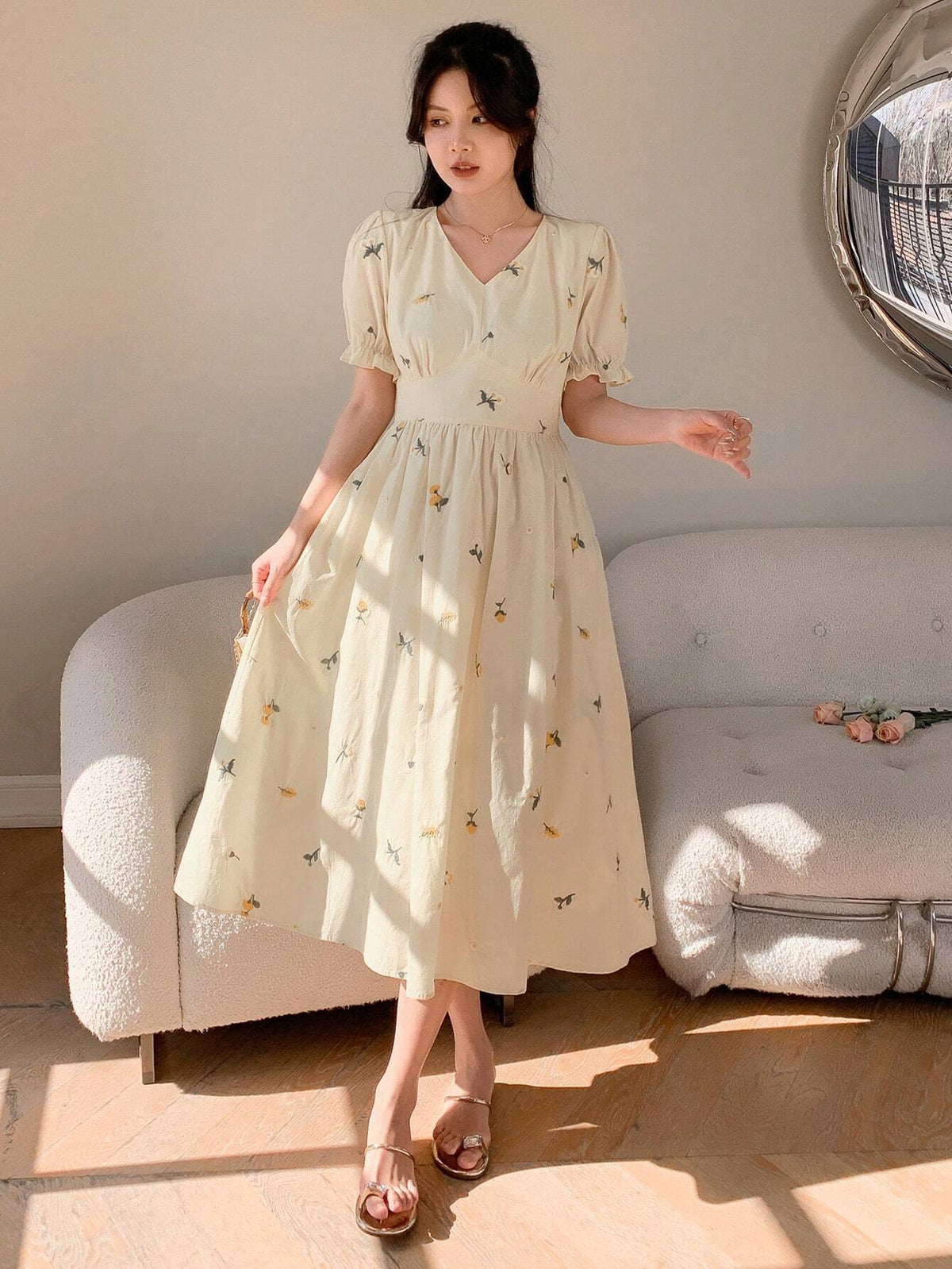 DAZY Women's Summer Floral Embroidery V Neck Short Puff Sleeve Long Dress