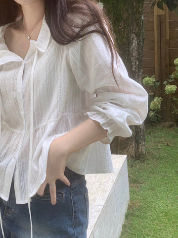 DAZY Women's Textured Fabric Tie Front Crop Shirt