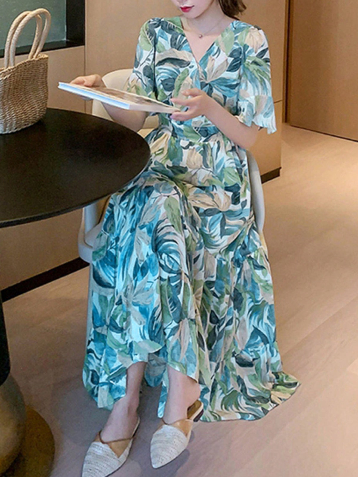 DAZY Women's Tropical Plant Printed Ruffle Short Sleeve Maxi Dress