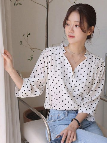 DAZY Women's V-Neck Polka Dot Printed Elegant Casual Blouse
