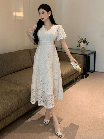 DAZY Women's V-Neck Short Sleeve Lace Dress
