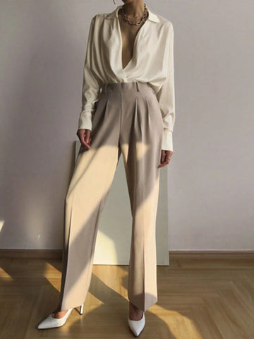 DAZY Women's V-Neck Solid Color Long Sleeve Casual Minimalist Shirt, Everyday Wear