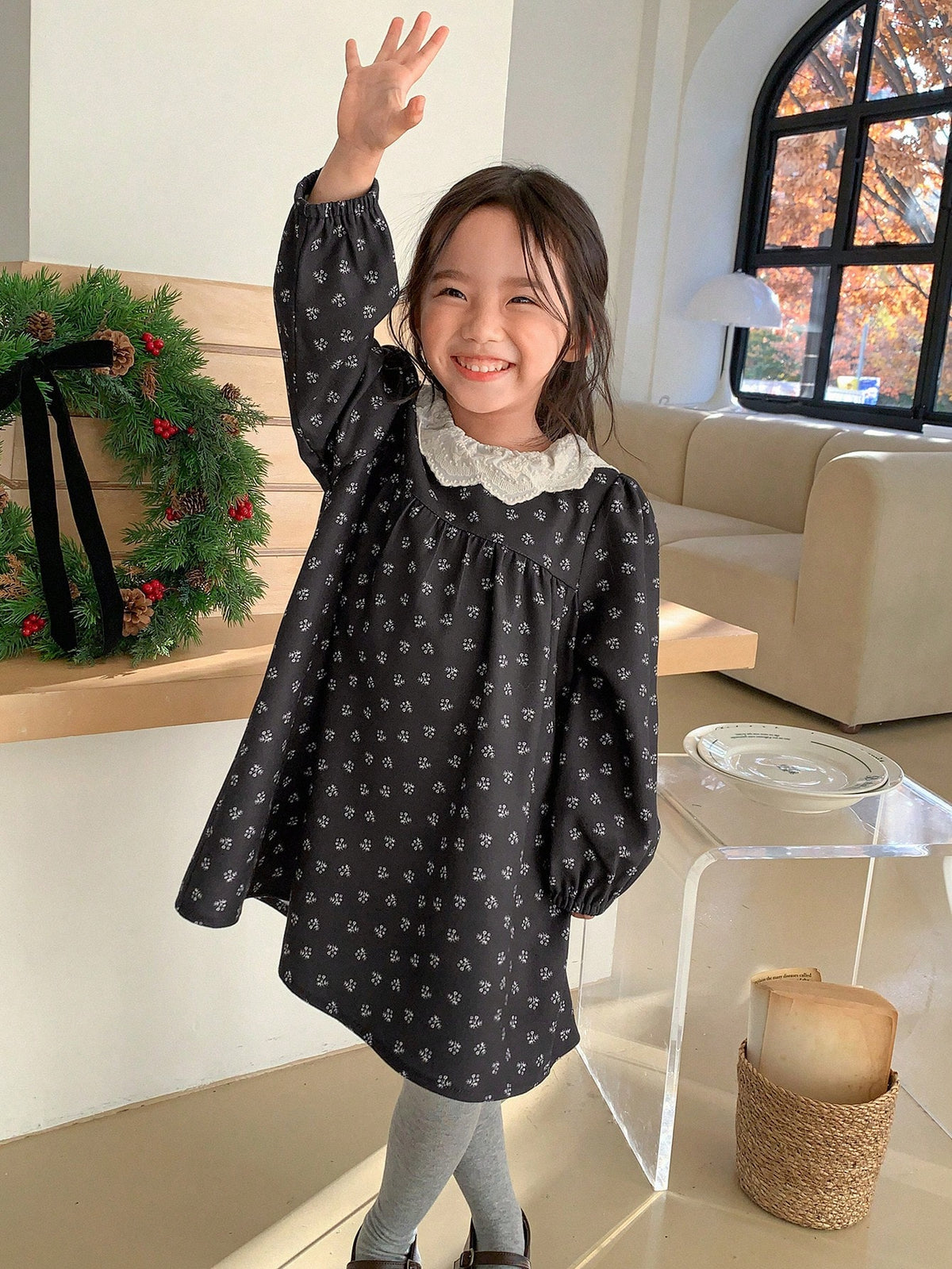 DAZY Young Girl Casual Floral Embroidery Neckline Puff Sleeve Dress, Autumn