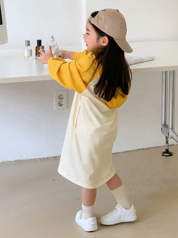 DAZY Young Girl Hooded Knitted Dress