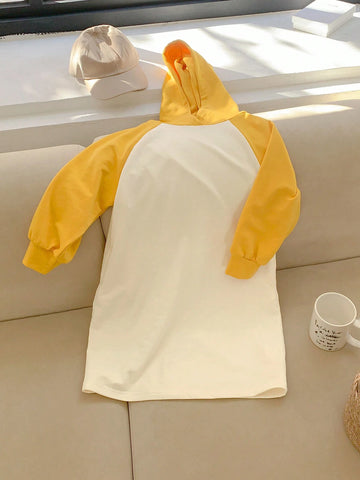 DAZY Young Girl Hooded Knitted Dress