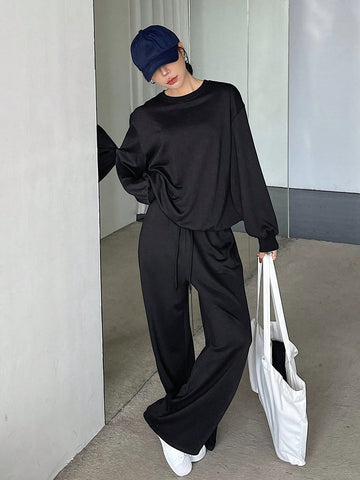 Dazy-Less Ladies' Solid Color Casual Sweatshirt & Sweatpants Set