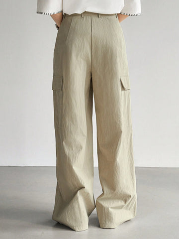 Dazy-Less Women Loose Straight-Leg Cargo Style Pants With Big Pockets