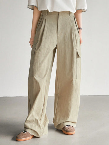 Dazy-Less Women Loose Straight-Leg Cargo Style Pants With Big Pockets