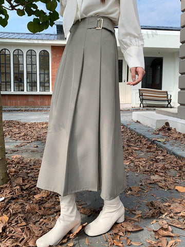 Dazy Star High Waist Buckled Detail Fold Pleated Detail Skirt