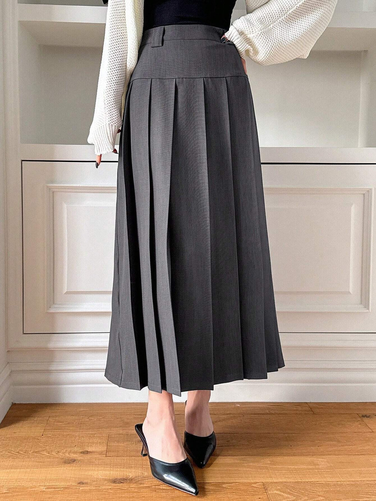 Dazy Star Women's Pleated Skirt