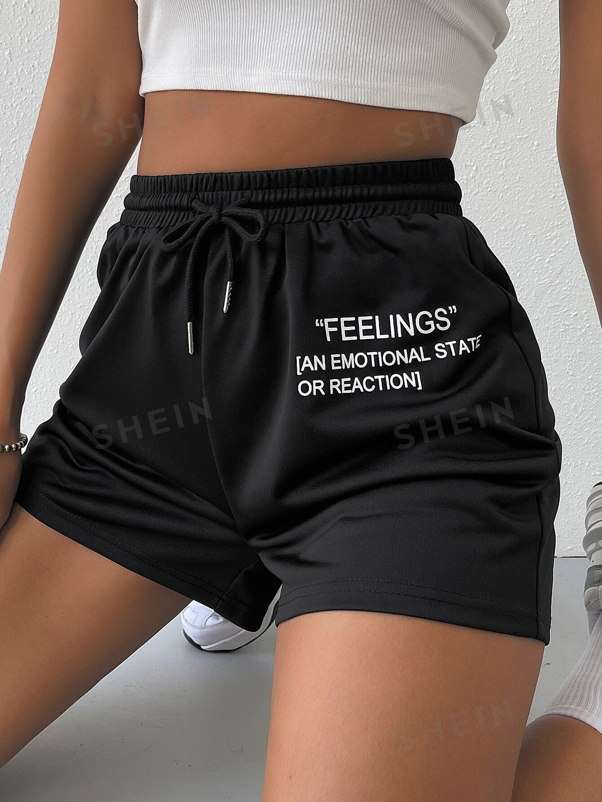 Drawstring Waist Slogan Graphic Track Shorts