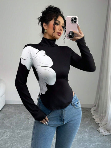 EMERY ROSE Asymmetrical Hem Graphic High Neck Long Sleeve T-Shirt