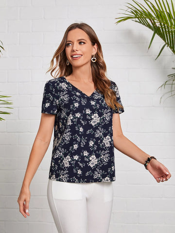 EMERY ROSE Floral Print V Neck Blouse