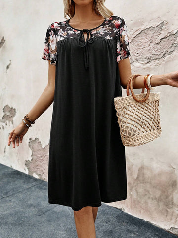Ladies' Round Neck Flower Printed Casual Holiday Dress With Tie Detailing