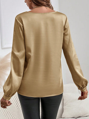 EMERY ROSE Long Sleeve Shirt,Women's Round-Neck Long-Sleeve Elegant Pink Shirt