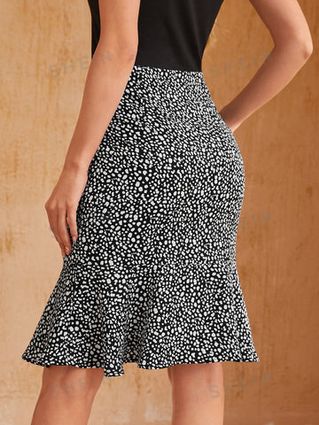 EMERY ROSE Ruffle Hem Allover Print Skirt