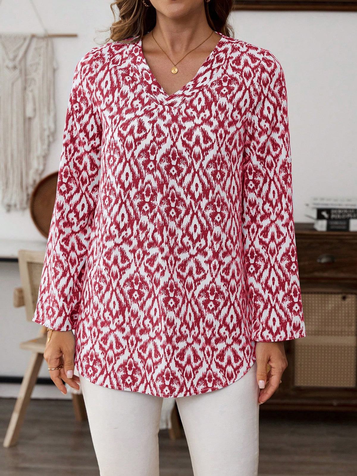 EMERY ROSE Women All-Over Print V-Neck Casual Rolled Sleeve Blouse