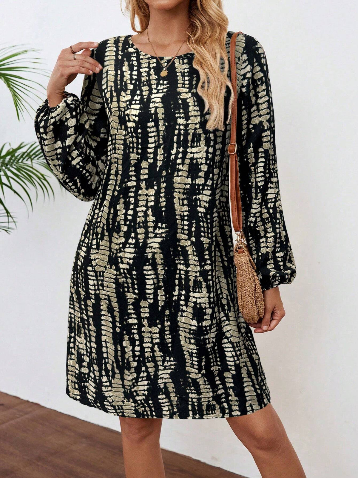 EMERY ROSE Women Allover Print Round Neck Long Sleeve Casual Short Dress