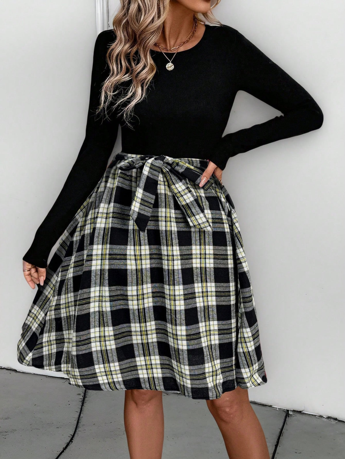 EMERY ROSE Women Casual Patchwork Plaid Hem Round Neck Long Sleeve Mid-Length Dress