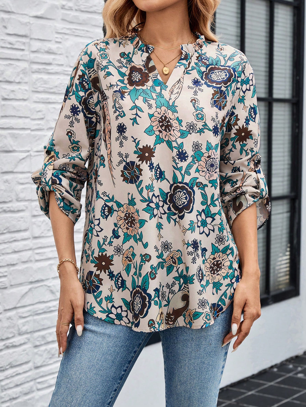 EMERY ROSE Women Floral Print V-Neck Roll-Up Sleeve Casual Shirt For Holiday