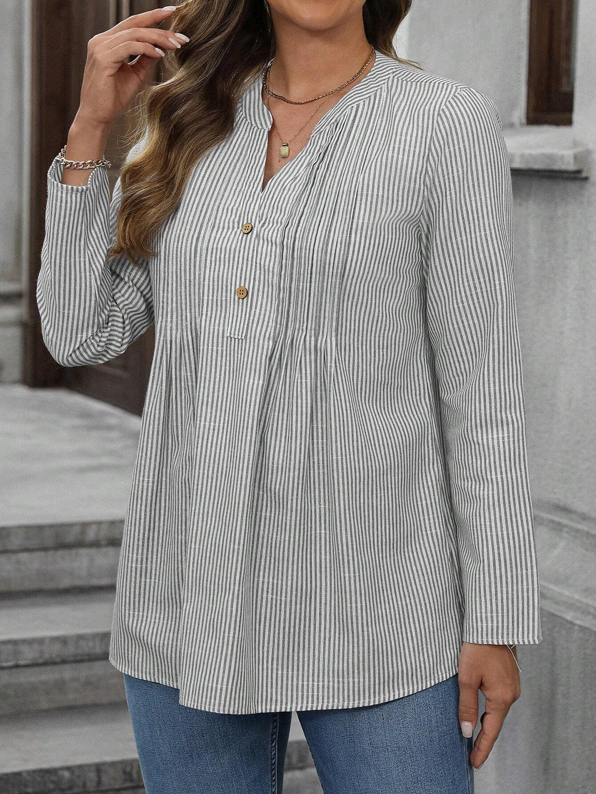 EMERY ROSE Women Long Sleeve Blouses, White Button Up Shirts, Fall/Winter Casual Apparel