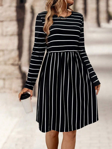 EMERY ROSE Women's Casual Minimalist Dress, Suitable For Daily Wear