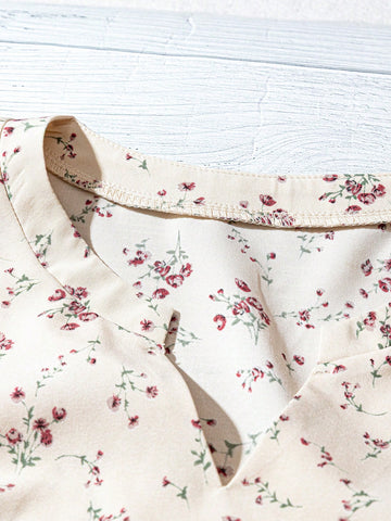 EMERY ROSE Women's Holiday Ditsy Floral V-Neck Lantern Sleeve Casual Blouse