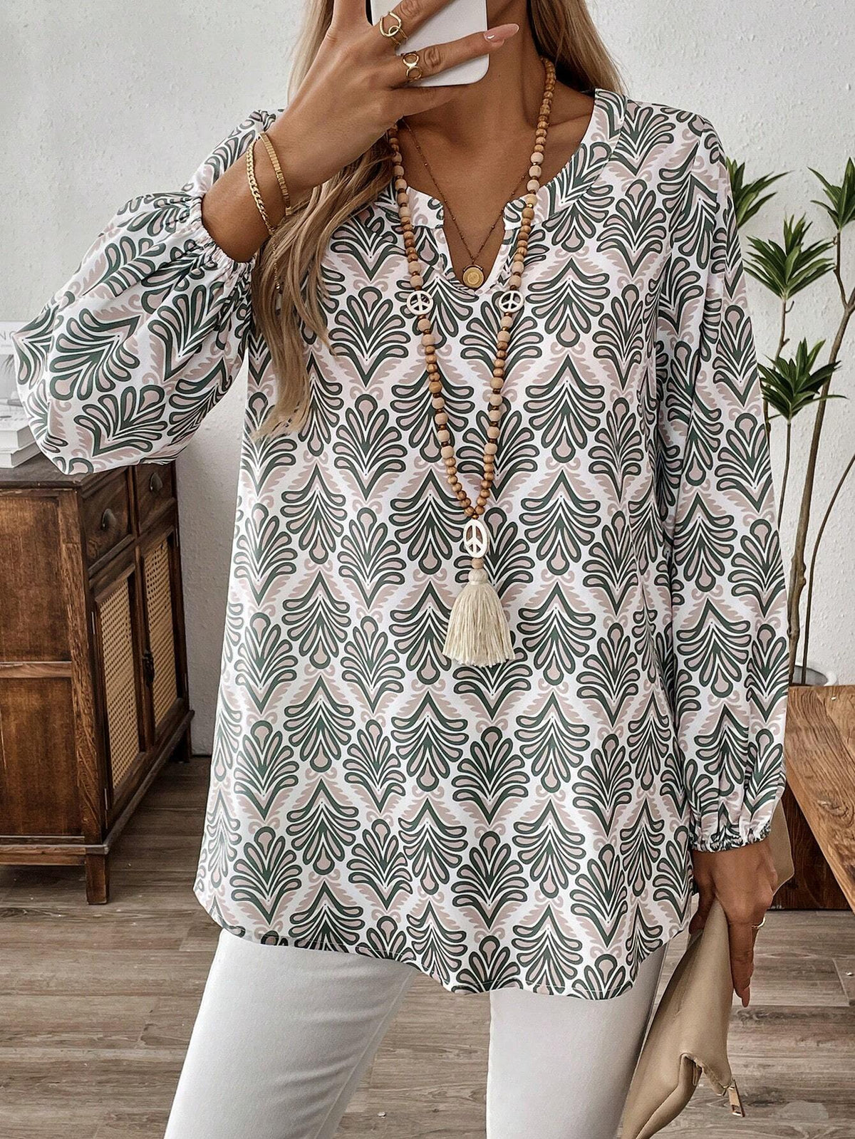 EMERY ROSE Women's Notch Collar Long Printed Blouse, Autumn