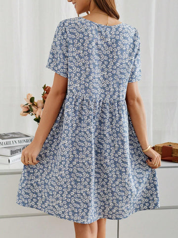 EMERY ROSE Women's Short-Sleeved Doll Dress With Floral Print
