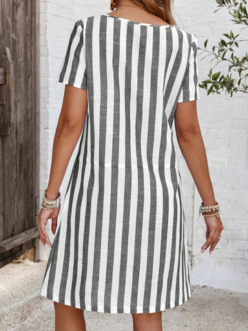 EMERY ROSE Women's Short Sleeve Casual Blue And White Striped Pocket Dress