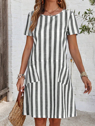 EMERY ROSE Women's Short Sleeve Casual Blue And White Striped Pocket Dress